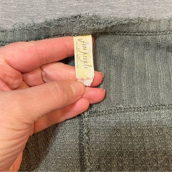 Free People Sunset Park Drippy Thermal Green S/M Oversized Waffle Knit Top - Picture 7 of 9